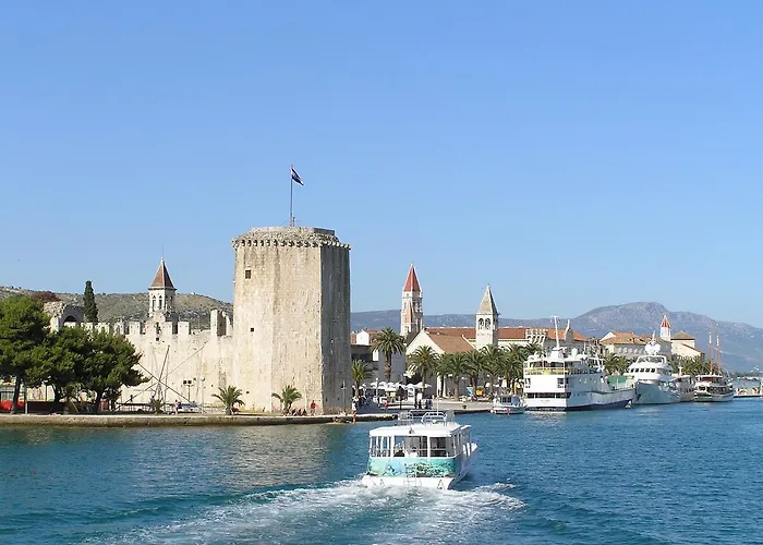 Paola Trogir