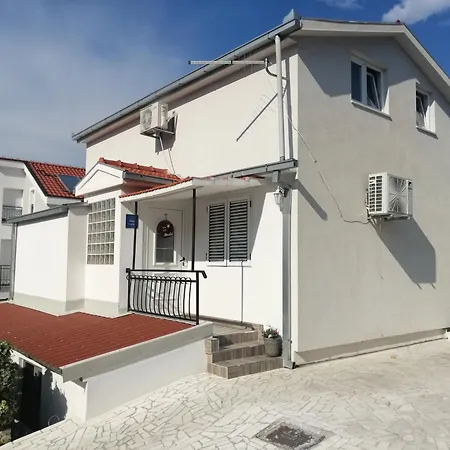 Apartman Paola Trogir